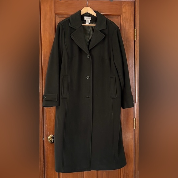 L.L. Bean Jackets & Blazers - LL Bean | Full-Length Lambswool Coat with Thinsulate lining